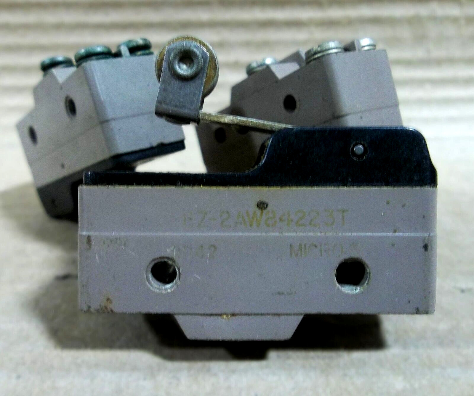 LOT OF 3 Honeywell BZ-2AW84223T MICRO SWITCH Brown In Color BZ2AW84223T