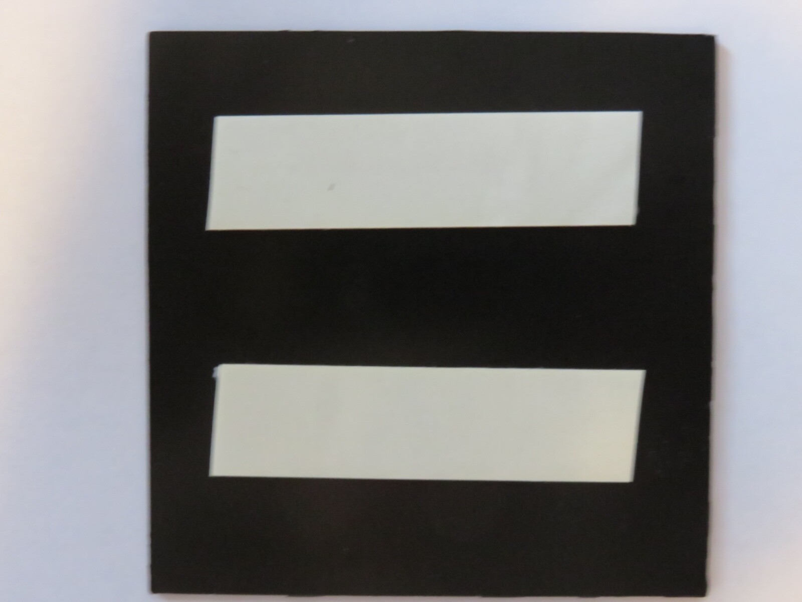 ONE-4″X4″ Thick Plastic “NO SMOKING” Pictorial signs Adhesive Backing