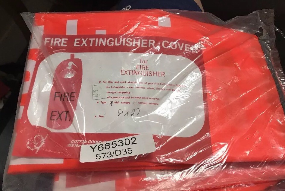 Fire Extinguisher Cover w/Window, Fits Tank Y685302. 9×27