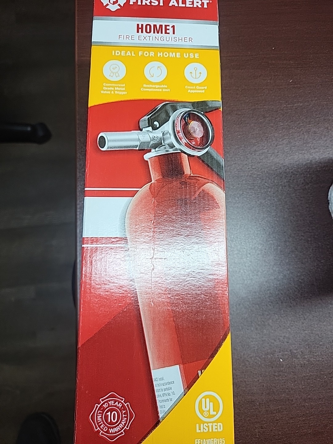 First Alert 1038789 Fire Extinguisher