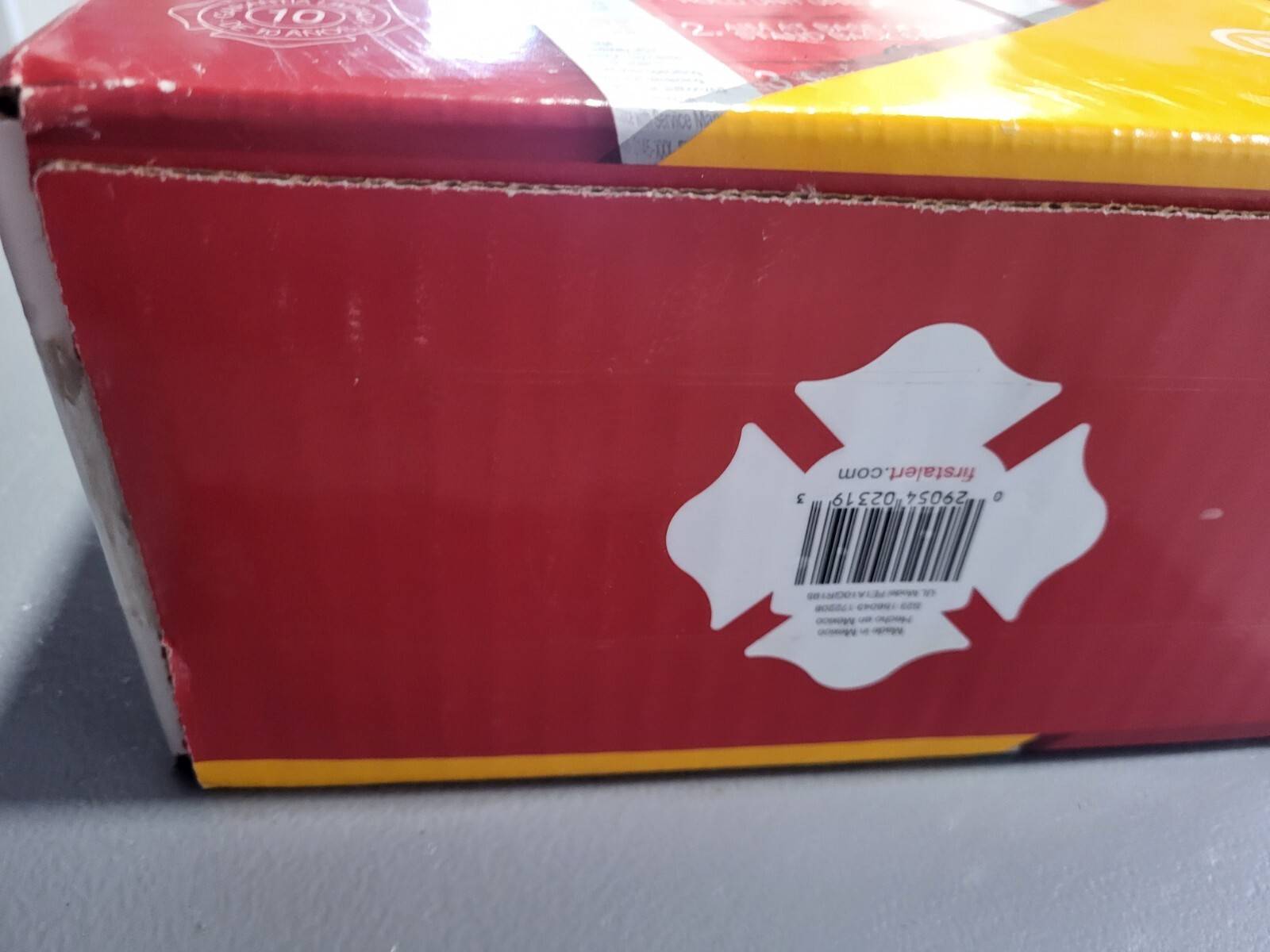 NIB 2 First Alert FE1A10GR195 HOME1 Rechargeable Home Fire Extinguisher UL