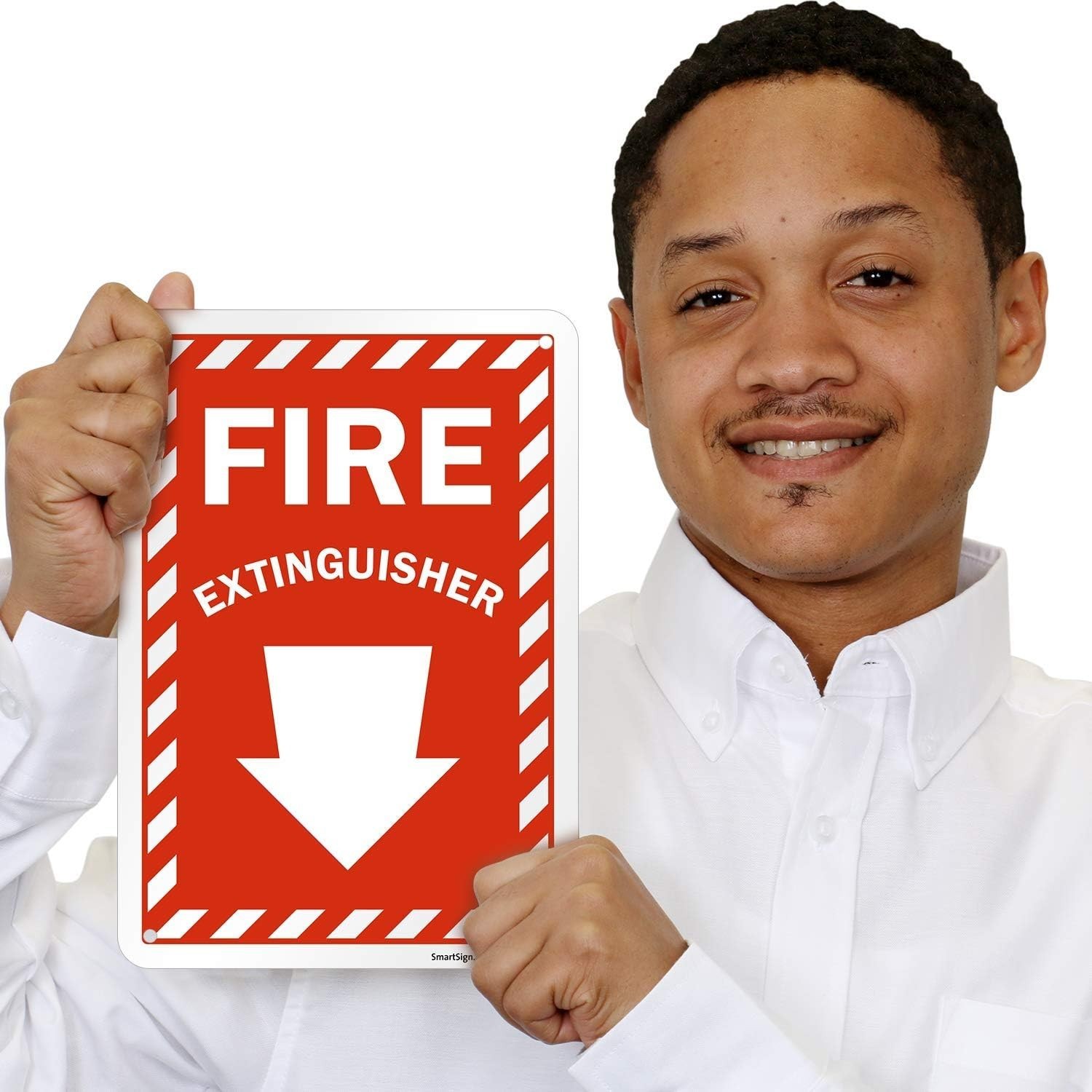 Red and White Fire Extinguisher Sign 10×7 – Digitally Printed & Weatherproof
