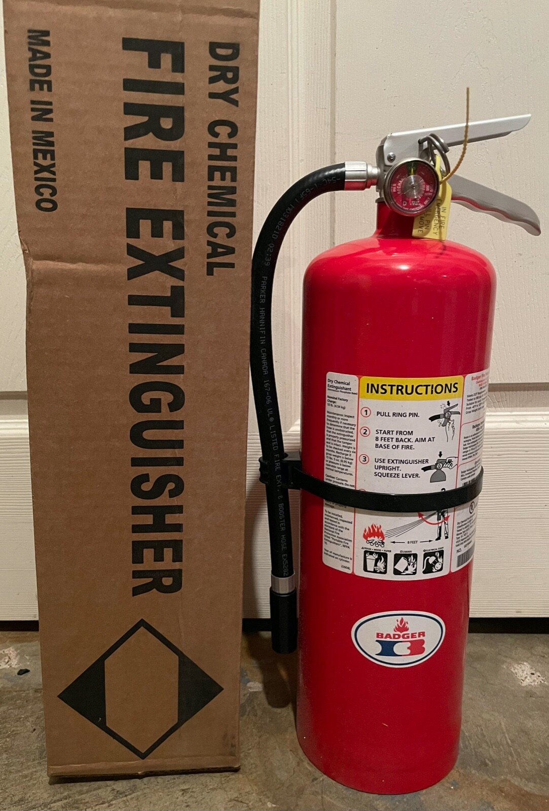 Badger 22603 ABC Dry Chemical Fire Extinguisher – 10 lb w/Wall Hook