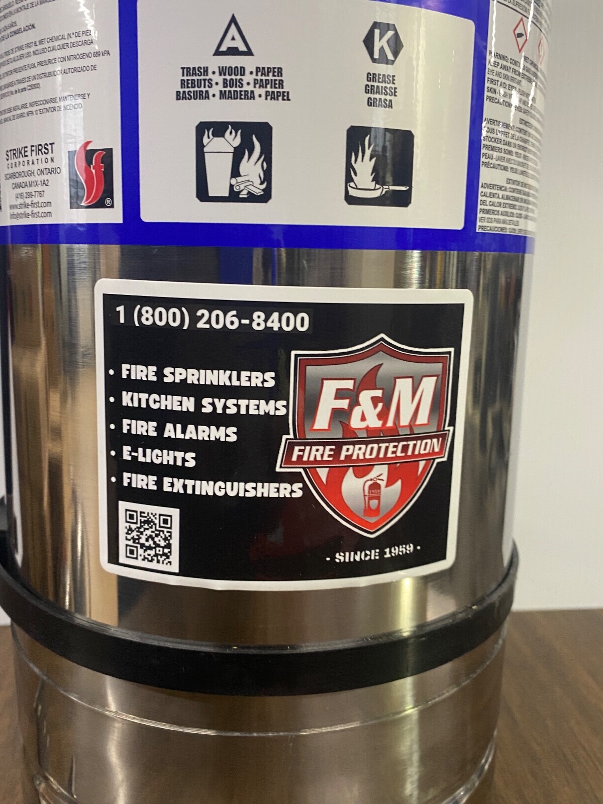 NEW 6 LITER K-CLASS FIRE EXTINGUISHER W/ SIGNS, WALL HOOK, + 2024 INSP. TAG