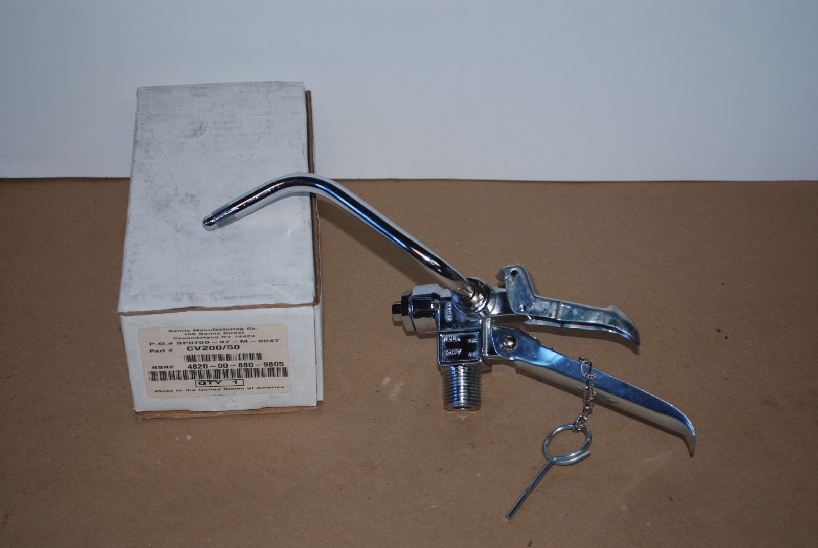 BEMIS CV200/50 SIGMA FIRE EXTINGUISHER ANGLE VALVE CARBON DIOXIDE 4820008809805