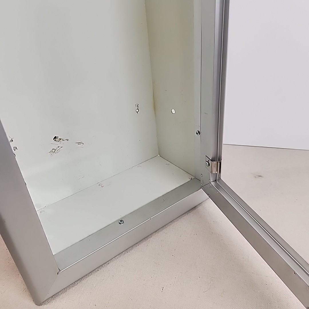 Larsens Manufacturing Fire Extinguisher Semi Recessed Fire Rated Cabinet