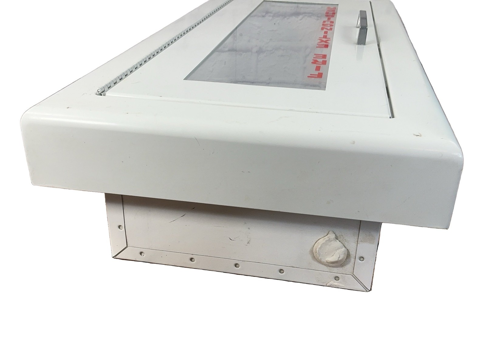 Larsen’s Fire Extinguisher Cabinet 2409SM Metal White Glass Front Handle