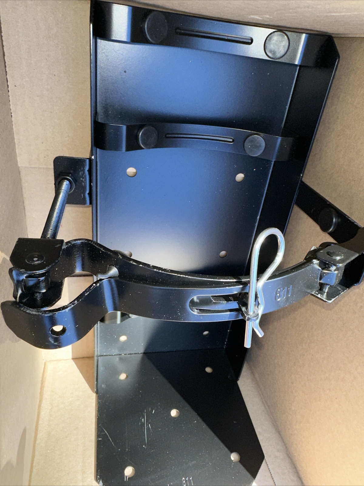 Fire Extinguisher Bracket Steel Amerex 812 11-Gauge Steel, 6″ Adjustable (A-5)