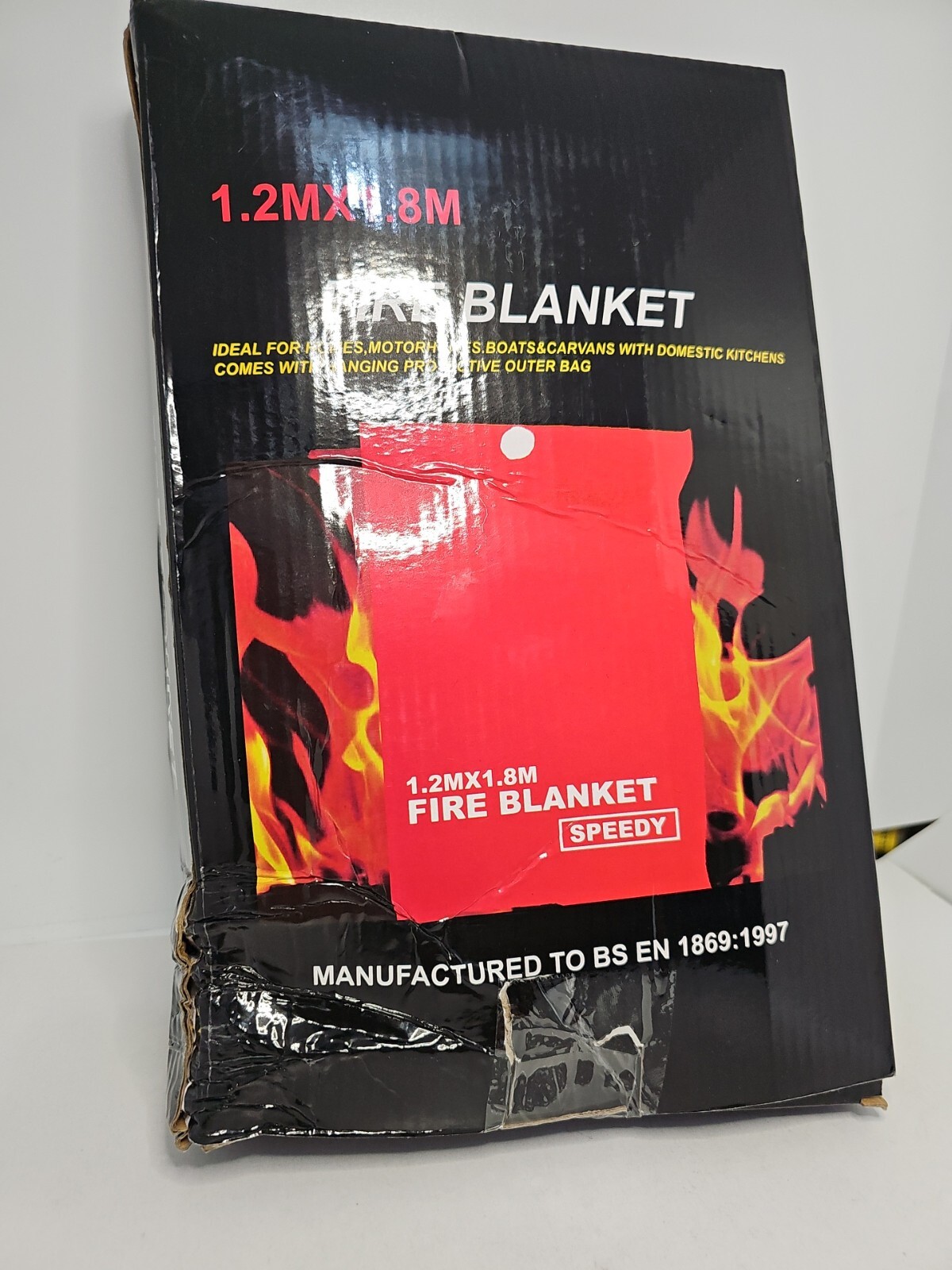 FIRE BLANKET SIZE 1.2M X 1.8M. Ideal For Homes, Motorhome, Boats&Carvans