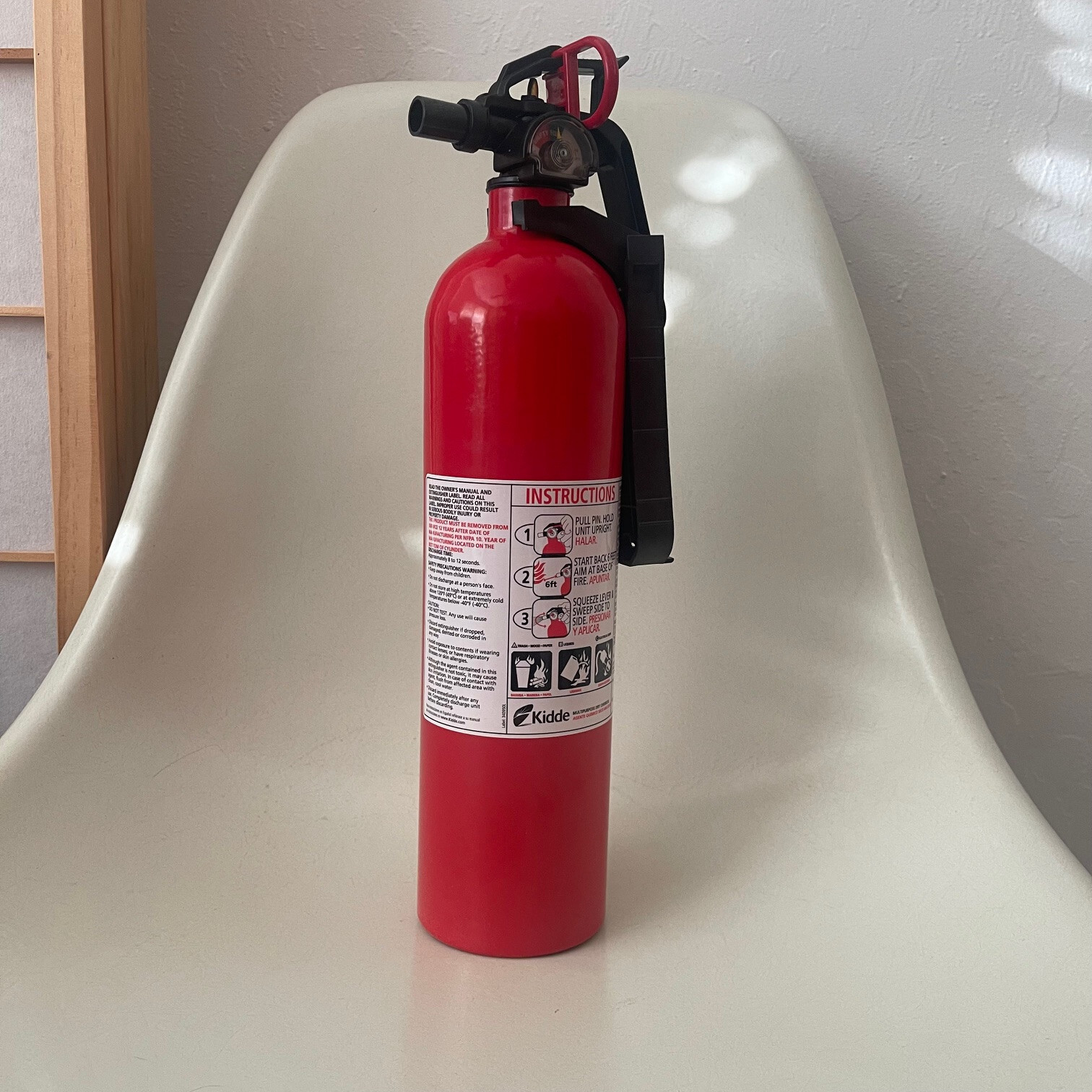 SUPREME x Kidde Fire Extinguisher for Display Red Box Logo Listed SS15 RARE NEW
