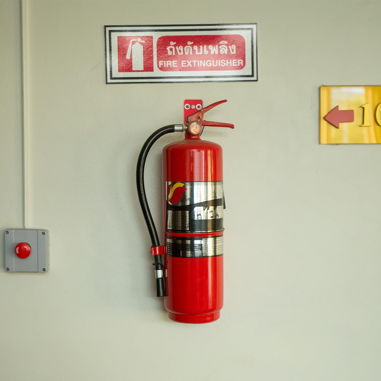 20 PCS Universal Fire Extinguisher Mount Bracket Metal Wall Hanger 540 Lb