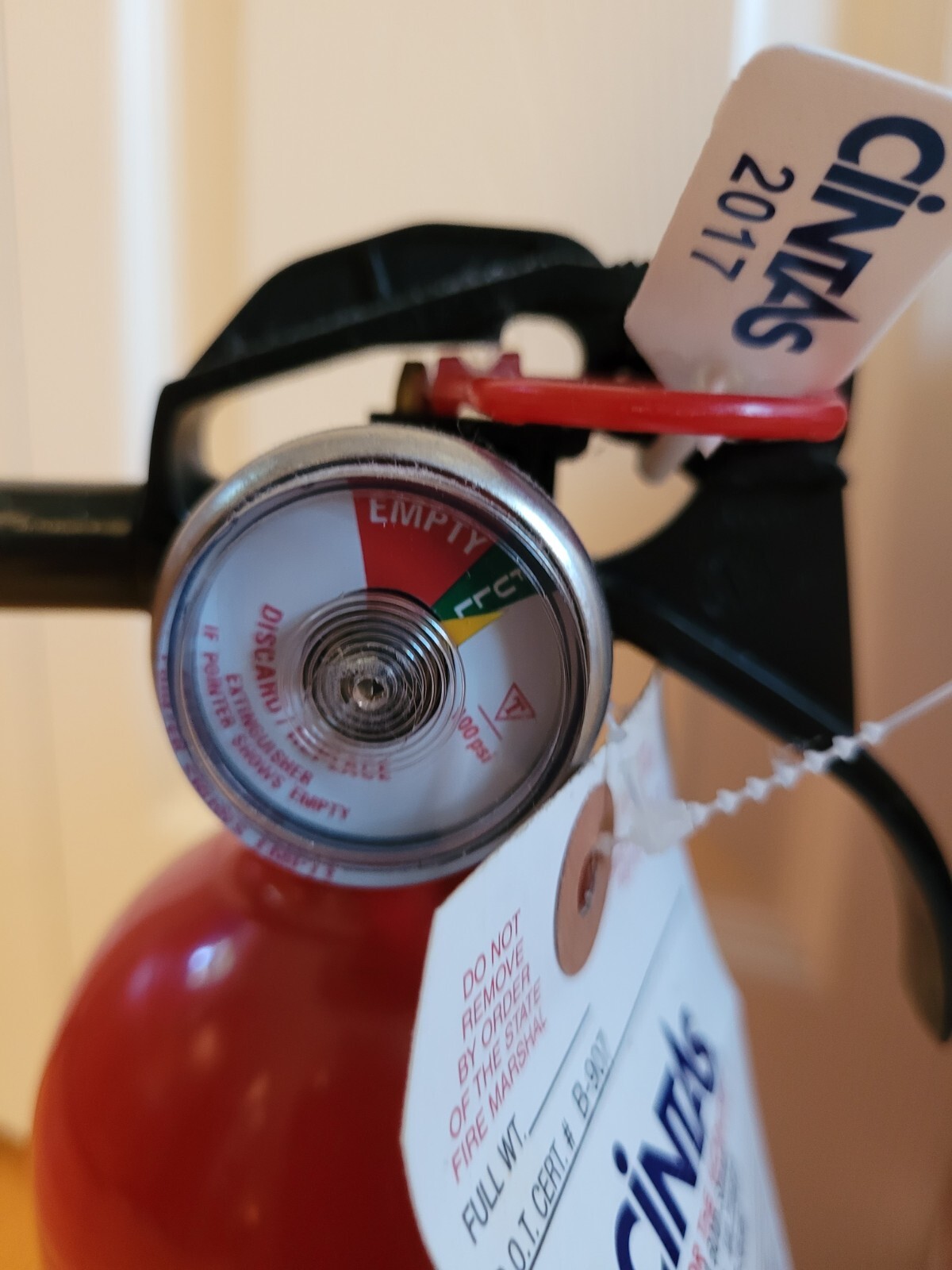 Kidde Pro Series Fire Extinguisher 210 4 lb Unit Rechargeable 2-A: 10-B:C Rated