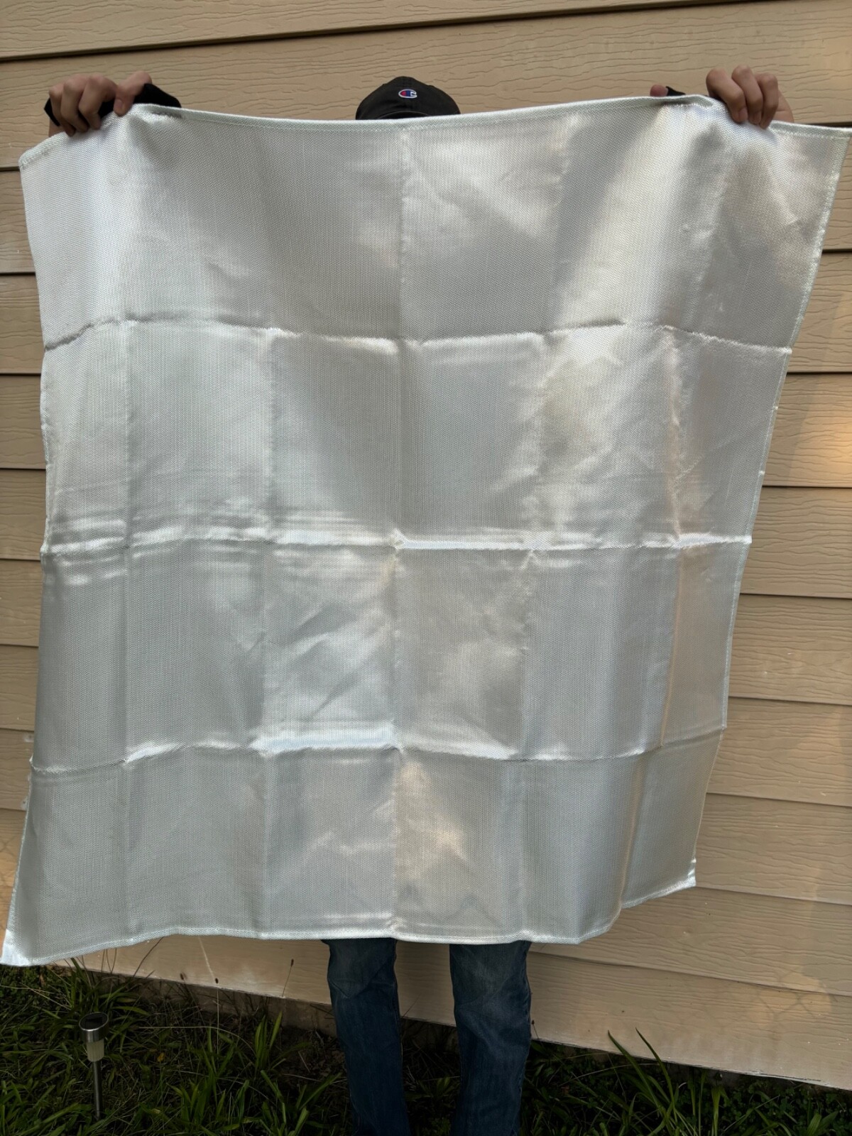 Emergency Fire Blanket – 1 Pack – 39” x 39” Fiberglass Fire Suppression Blanket