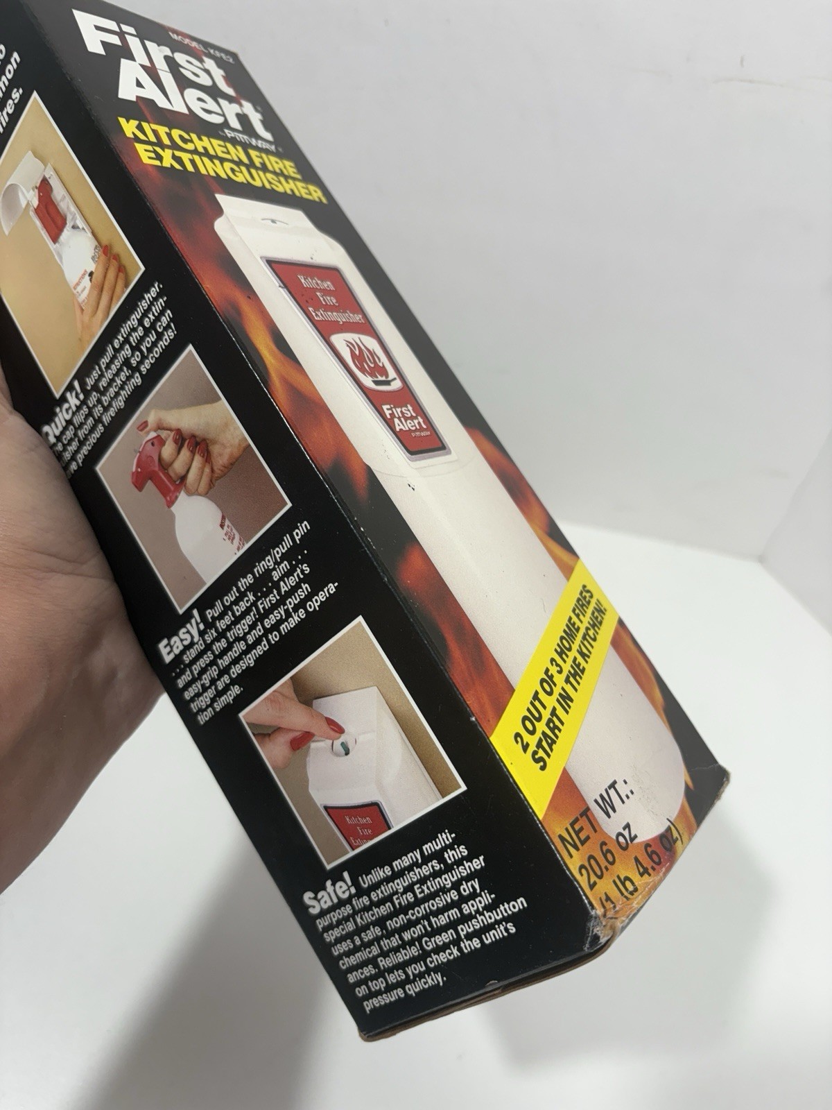 First Alert Pittway Kitchen Fire Extinguisher 20.6 Oz KFE2 OLD For Decor! Read*