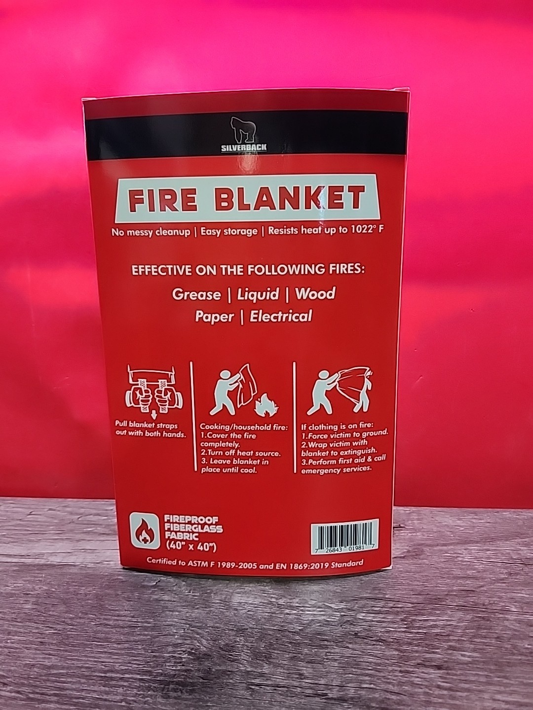 Silverback 40″ X 40″ Fireproof Fiberglass Fire Blanket