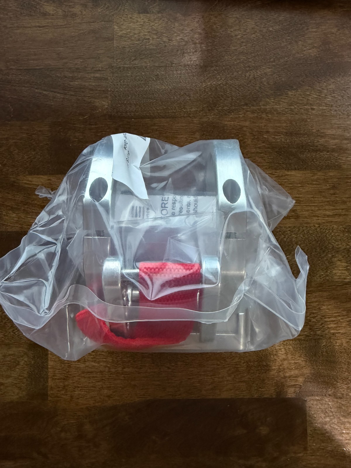 Rennline Fire Extinguisher Quick Release Mount – 3.00in H3R 2.5lb Extinguisher