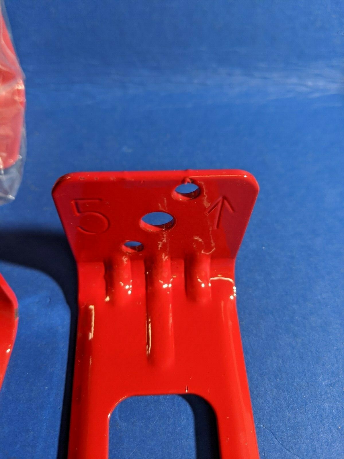 Lot of 9 Amerex 1521 Bracket Wall 819 5lb Aluminum Red (lok-315)