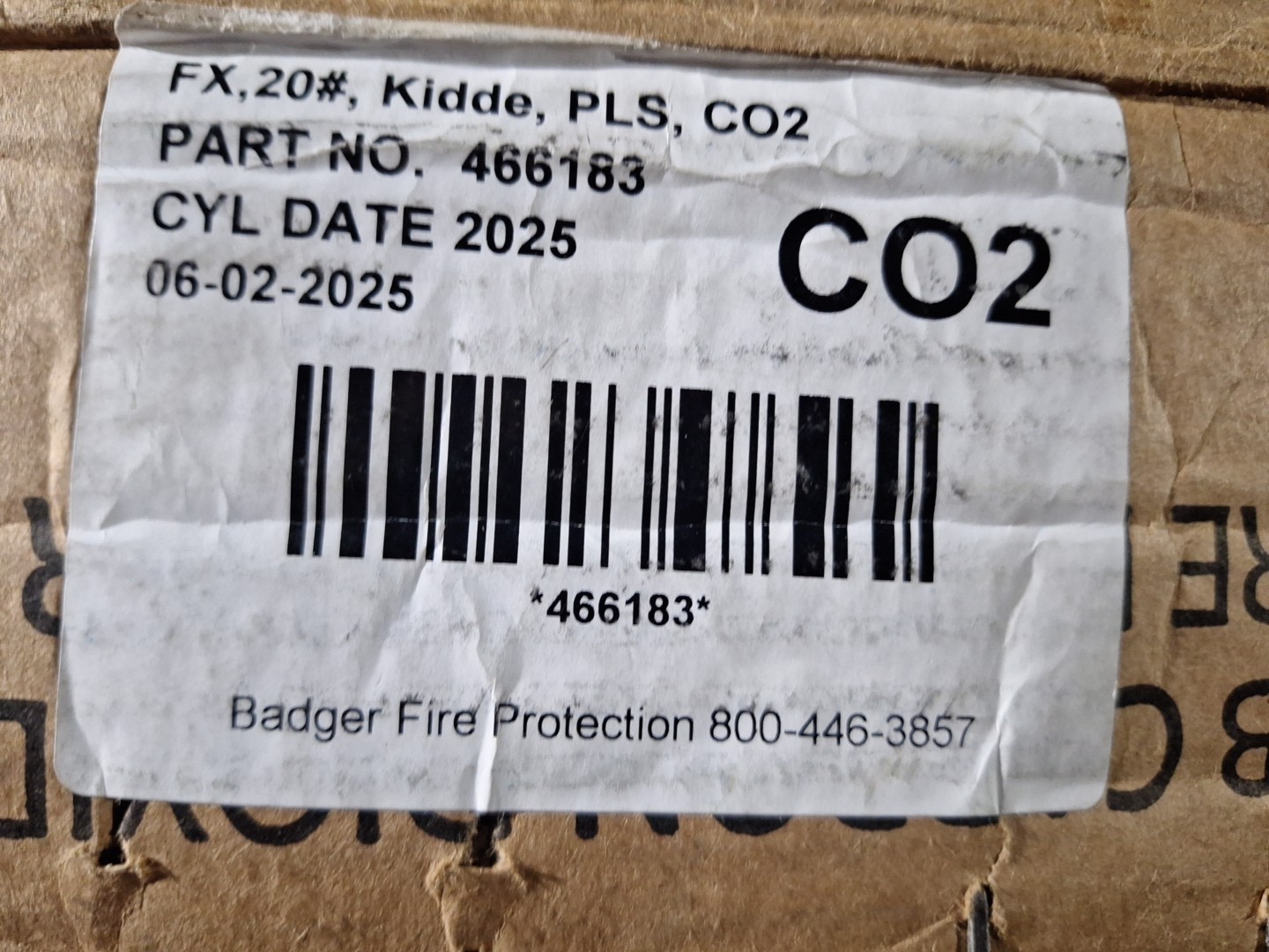 KIDDE Fire Extinguisher: 20 lb Extinguisher Capacity, 10B:C, Carbon Dioxide
