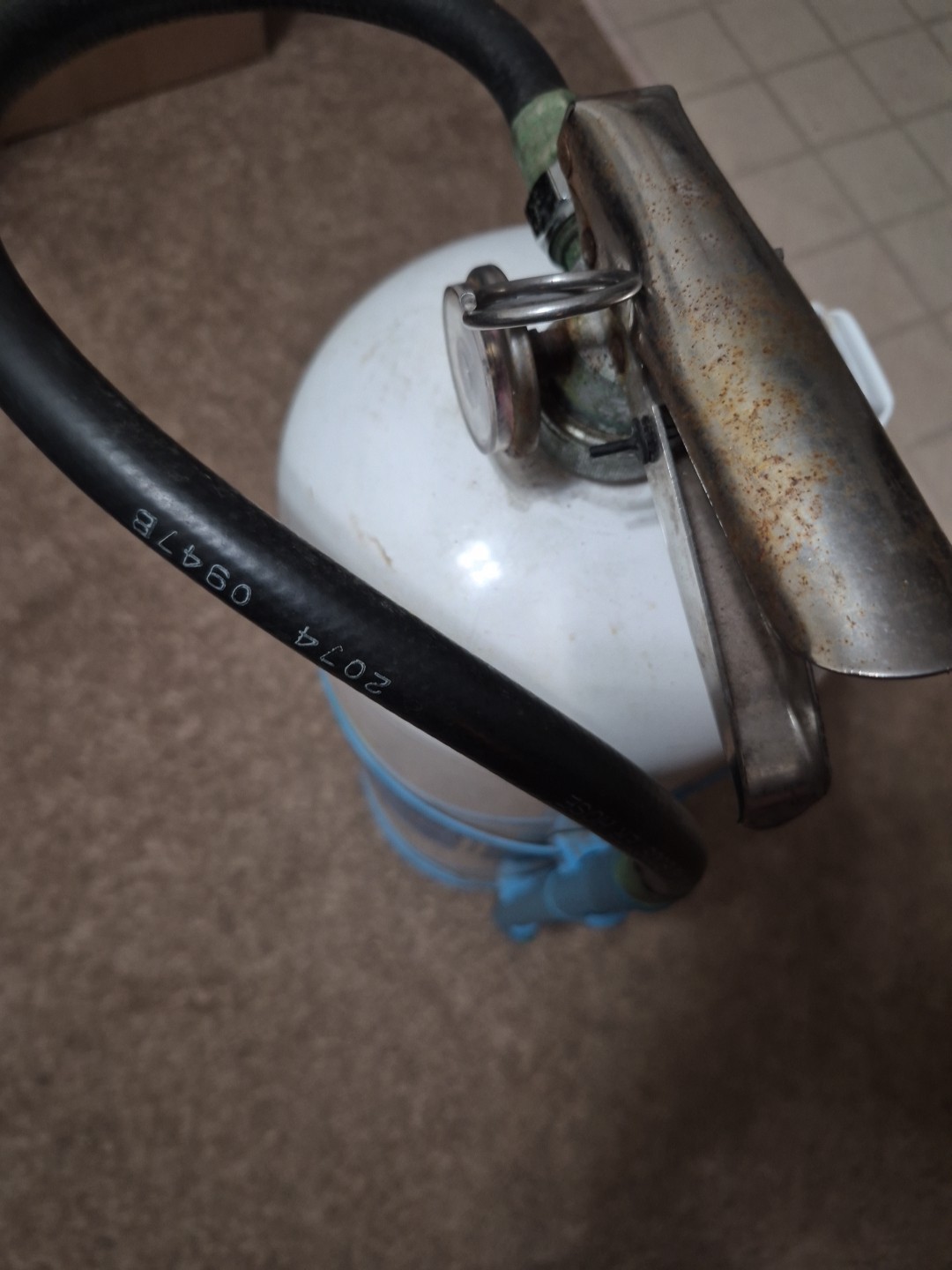 Amerex C272 2.5 Gal Water Mist Fire Extinguisher – 2A:C MRI Safe