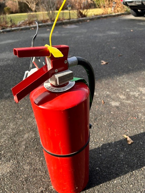 10LB ANSUL SENTRY AA10S – ABC Dry Chemical Fire Extinguisher
