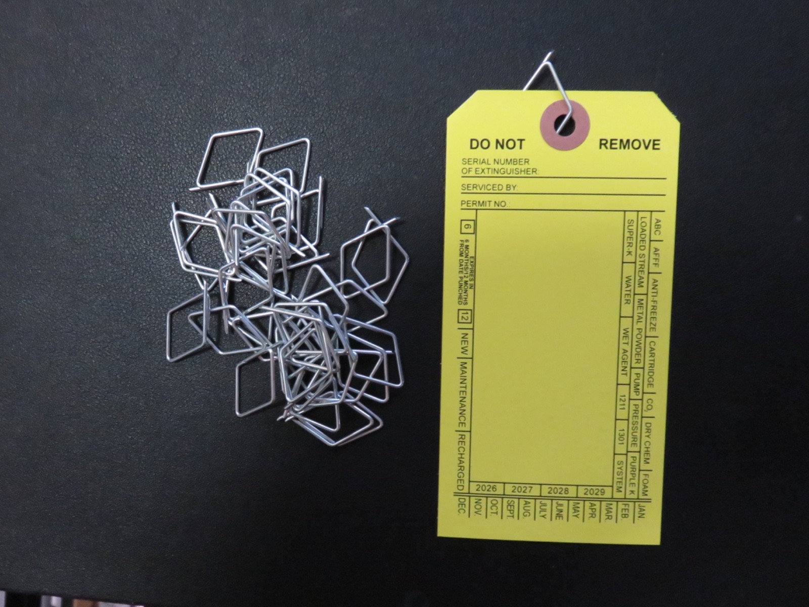 🧯100-PLASTIC FIRE EXTINGUISHER 4-YEAR INSPECTION TAGS 2026-2029 W/TAG FASTENERS