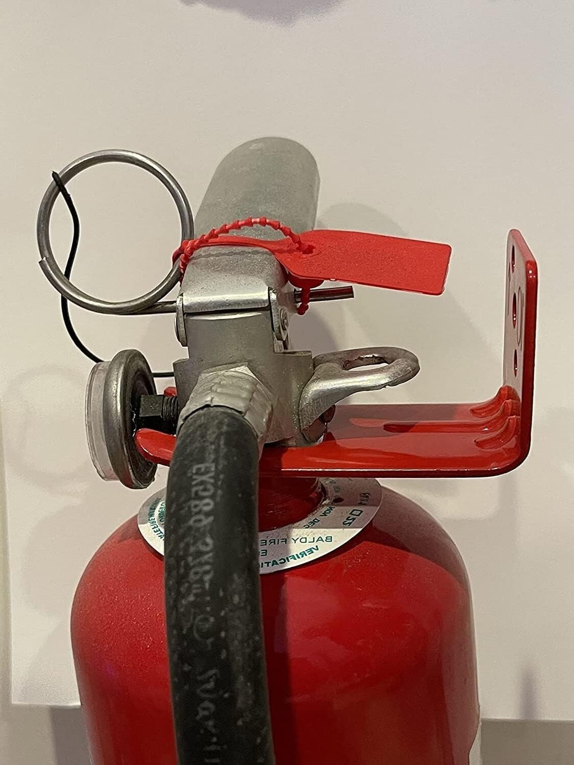 4 Pack Universal Fire Extinguisher Bracket Fire Extinguisher Mounts & Bracket…