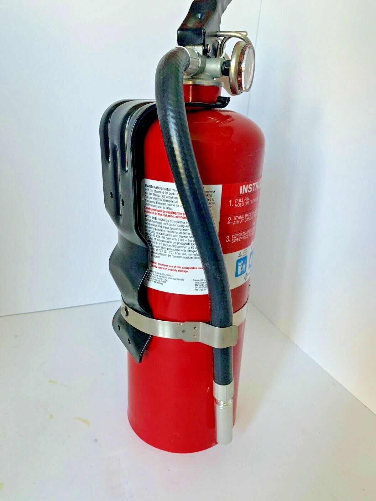 First Alert Fire Extinguisher Mounting Bracket *FIRE EXTINGUISHER NOT INCLUDED*