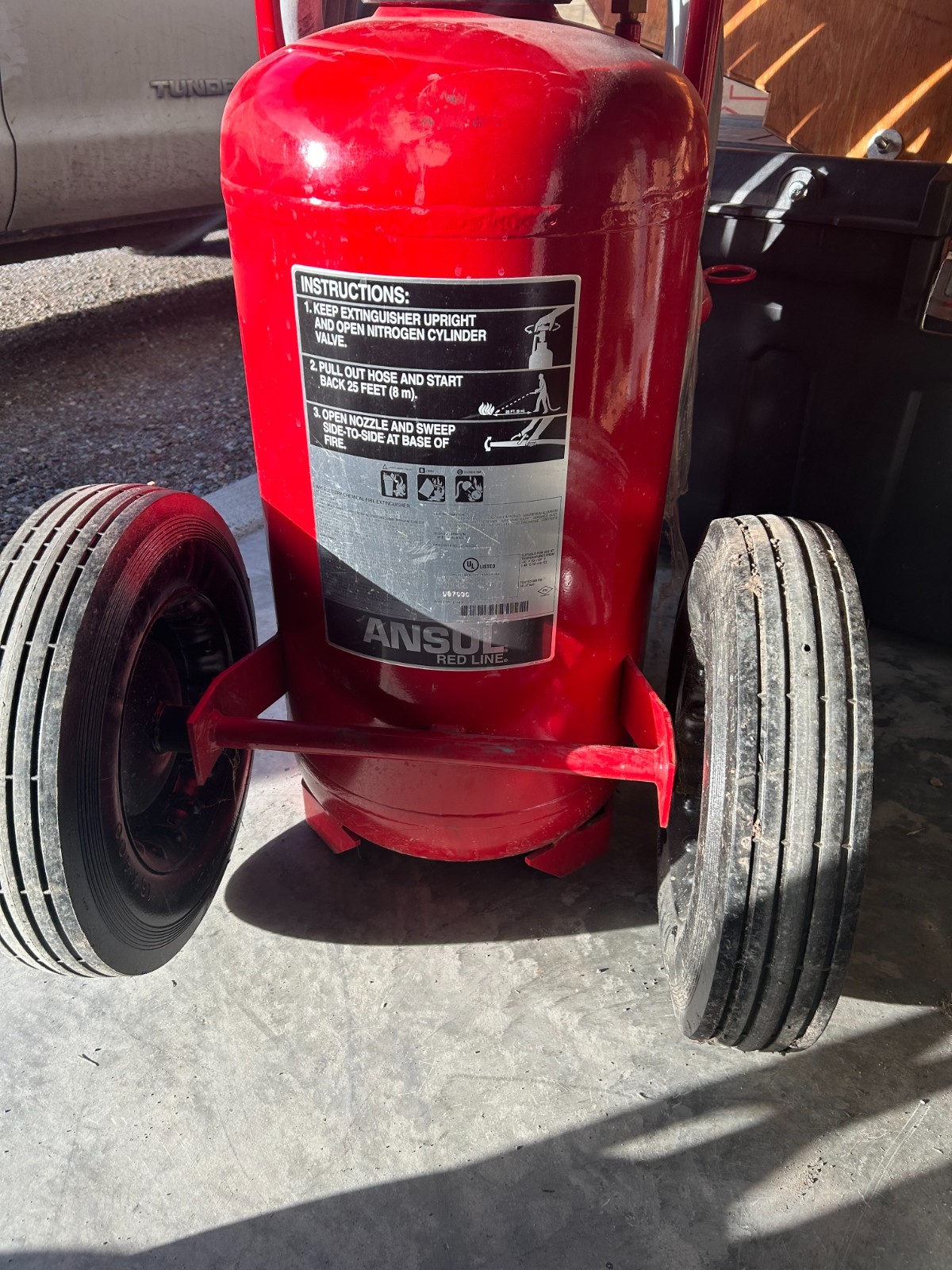 Ansul 150lb ABC fire extinguisher on wheels, with nitrogen – Model CR-1-A-150D