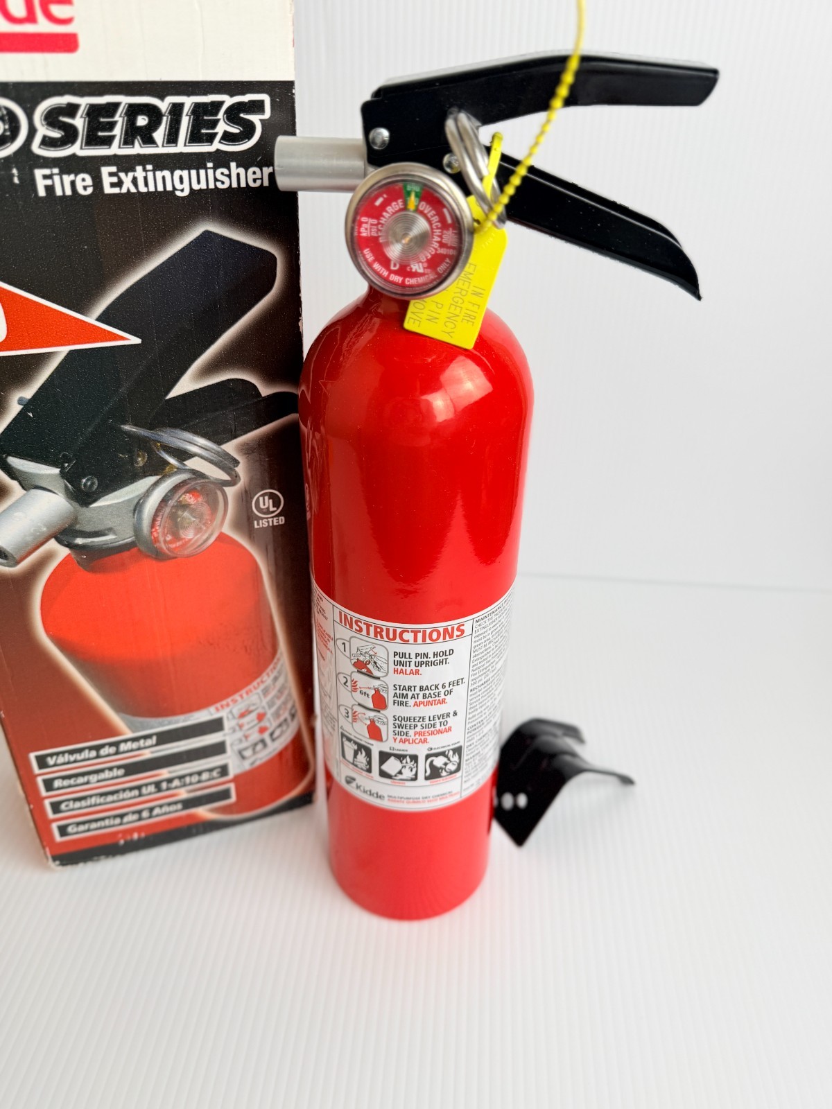 Kidde PRO110 Multipurpose Fire Extinguisher Model PRO110