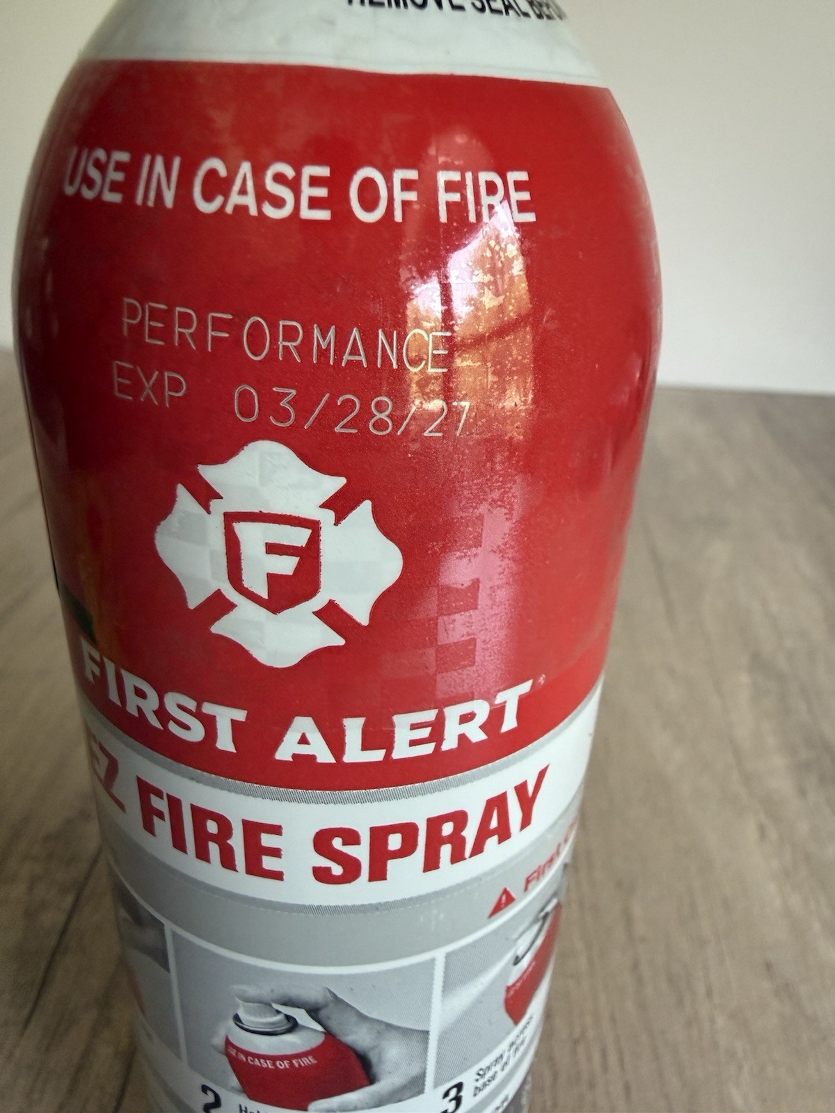 NEW First Alert EZ Fire Spray 14 OZ Stops Fires Fast Exp 03/28/27