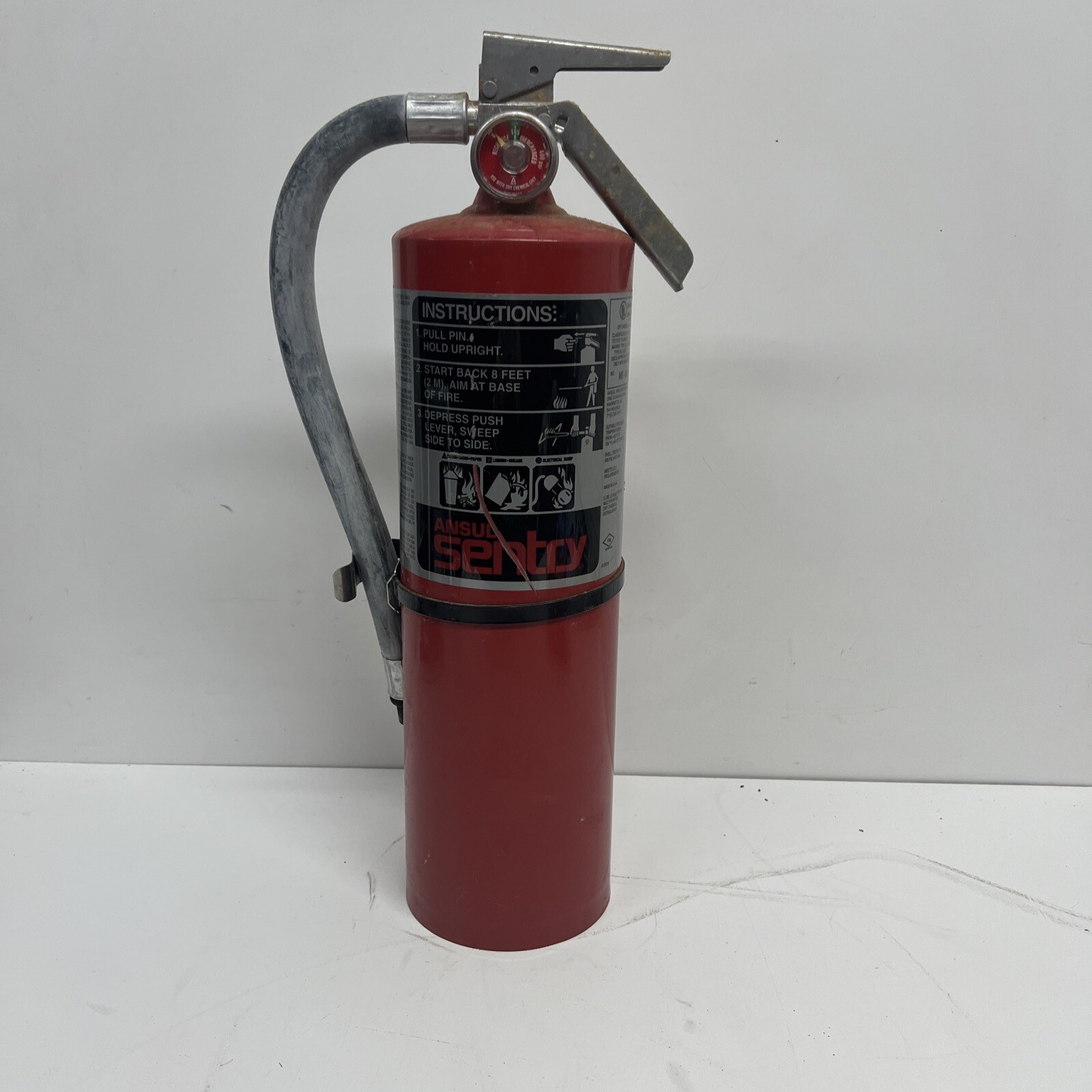 Sentry Ansul Sentry 5 lb Type ABC Fire Extinguisher Model SY 0517