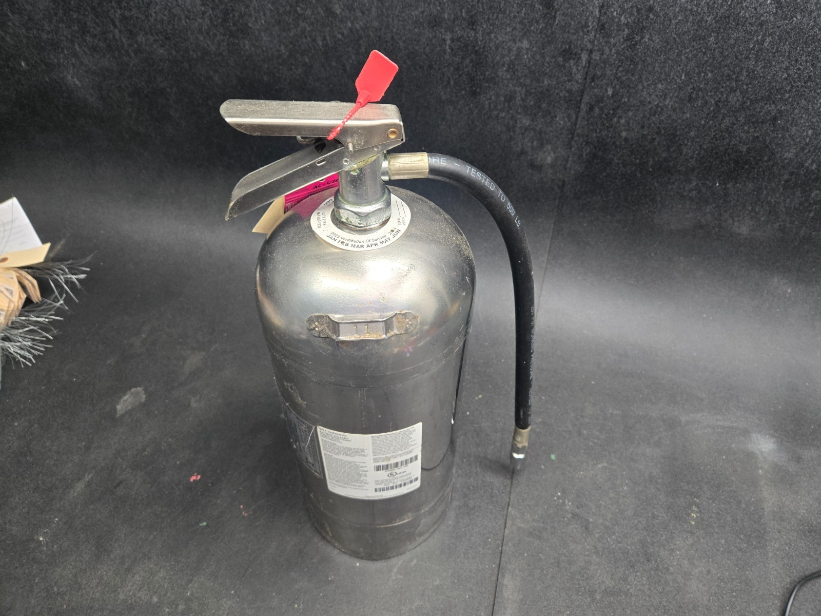 Fire Extinguisher Badger WC-100 AC-420586 Rechargable