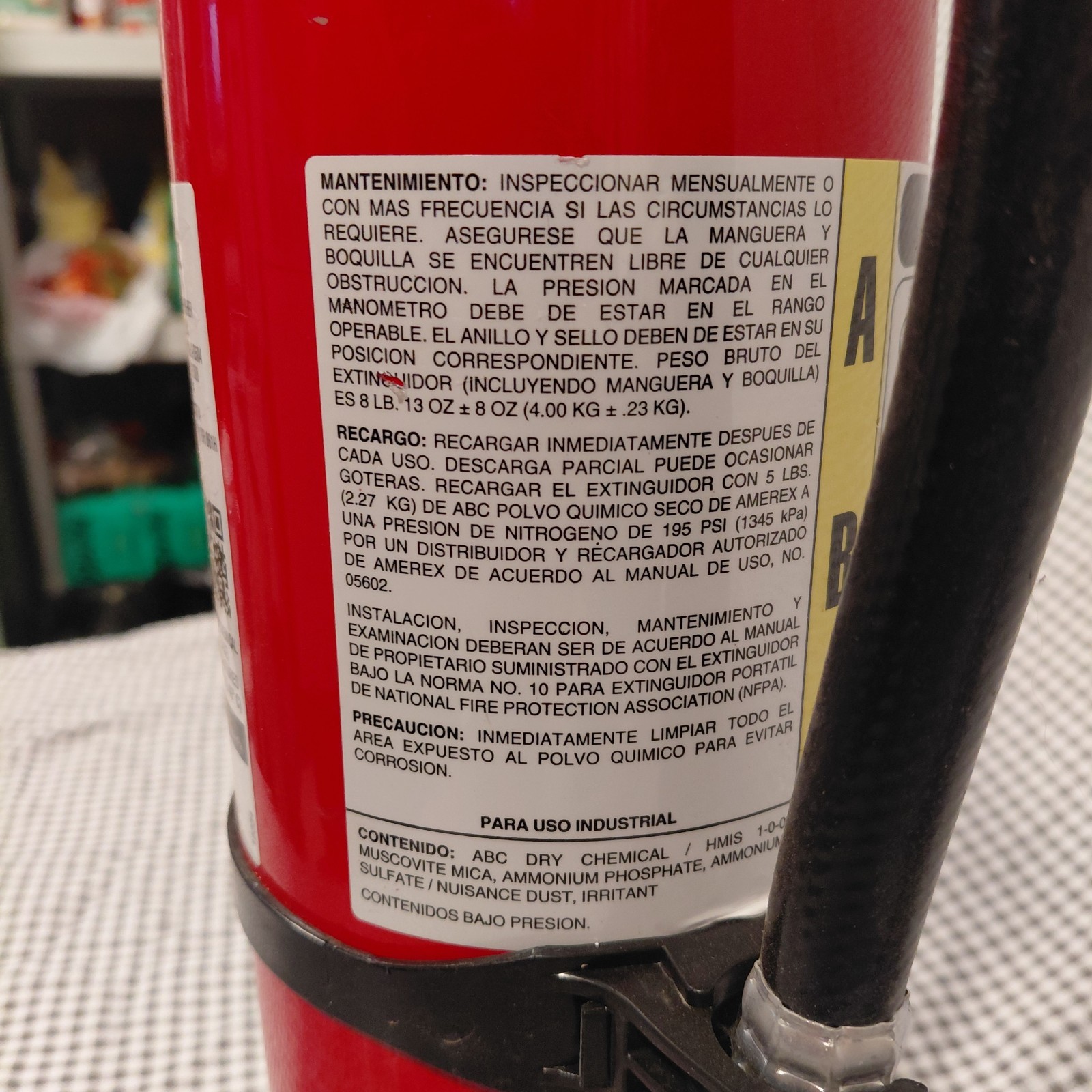 Amerex 5lb Fire Extinguisher W/ Service Tags Model B500 **SEE NOTES ON SHIPPING*