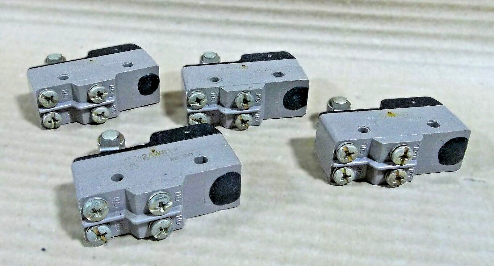 LOT OF 4 Honeywell BZ-2AW822T MICRO SWITCH Brown In Color BZ2AW822T