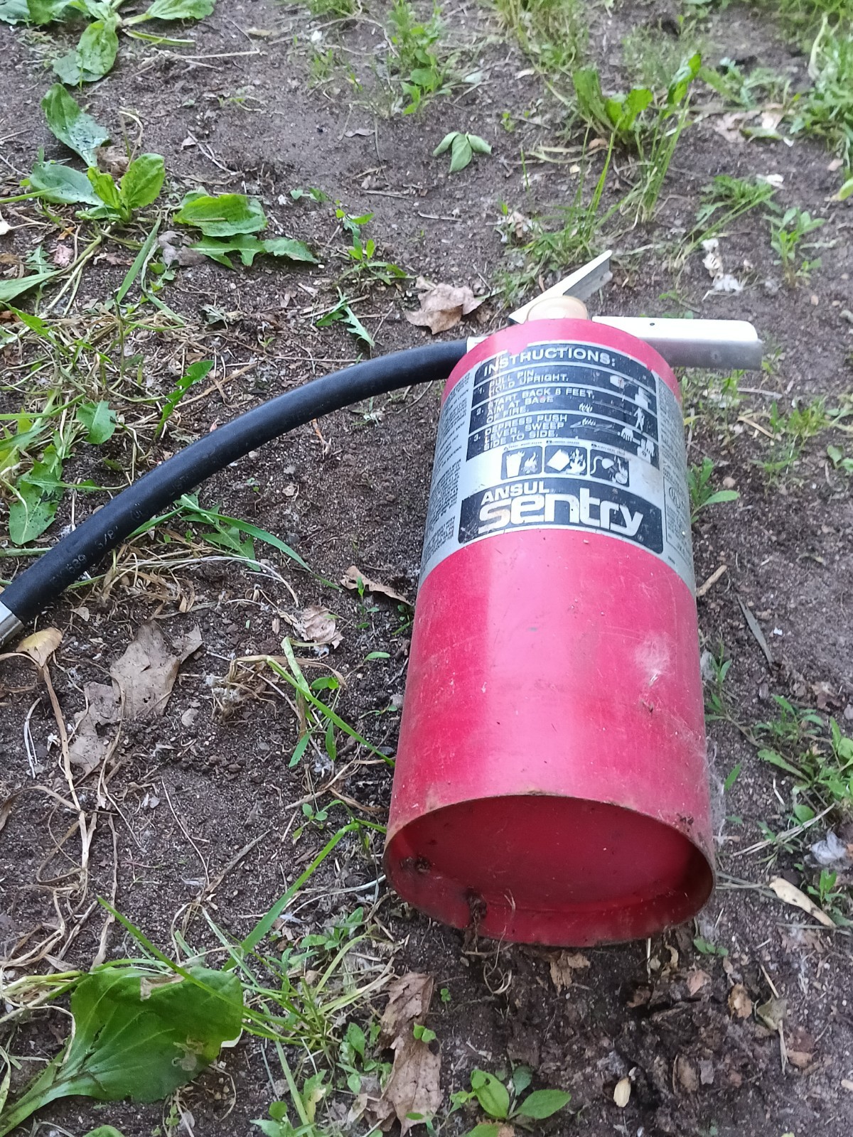 Ansul Sentry Fire Extinguisher with Hose – Fire Extinguishers