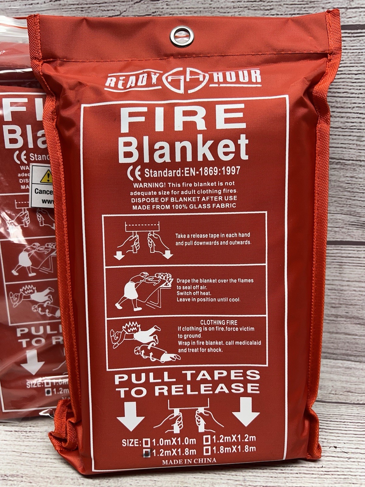 3 pack. p1m² Emergency Fire Blanket Quick Release In Case For Home Office Car.