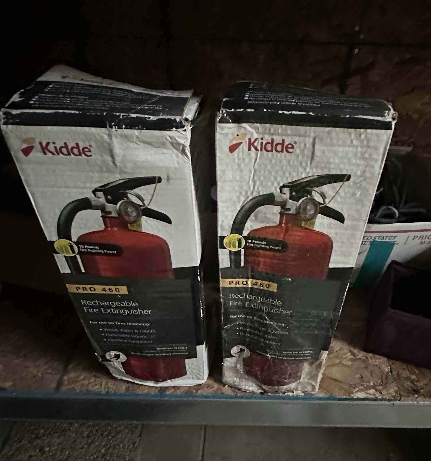 Kidde Pro 460 4-A:60-B:C Class ABC 10LB Dry Chem Rechargeable Fire Extinguisher