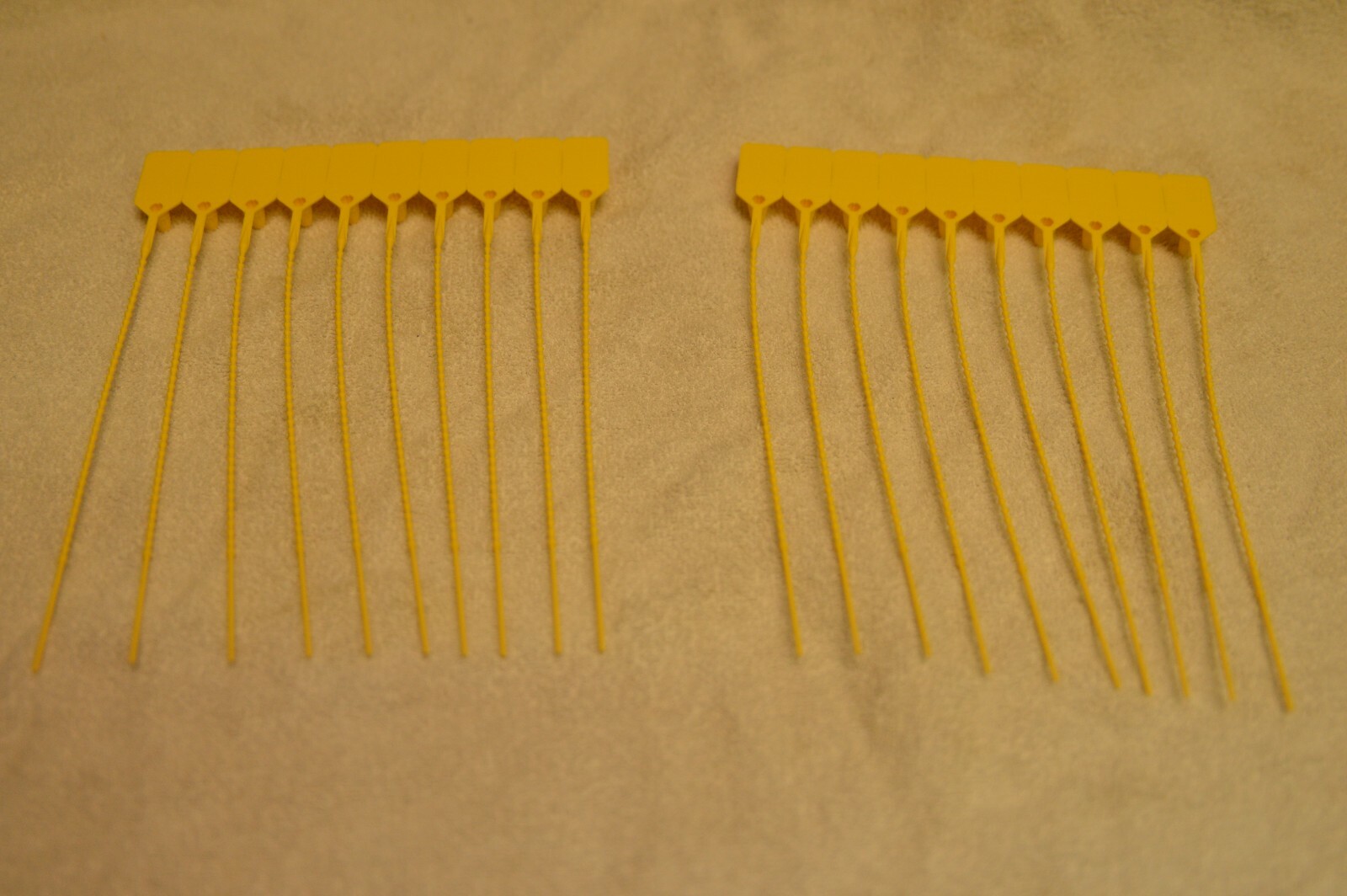 20 FIRE EXTINGUISHER TAMPER PROOF “FLAG” SAFETY SEALS (YELLOW) U.L. APPVD