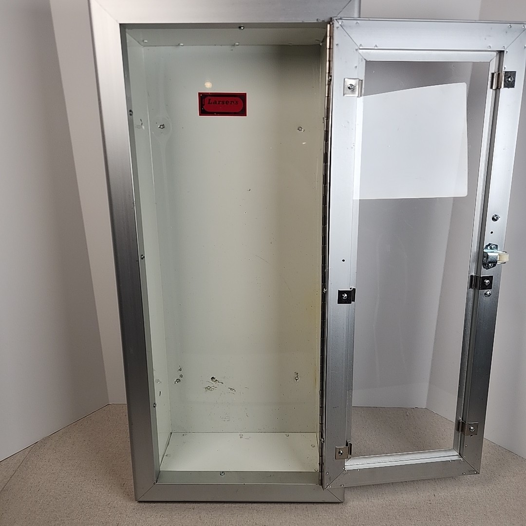 Larsens Manufacturing Fire Extinguisher Semi Recessed Fire Rated Cabinet