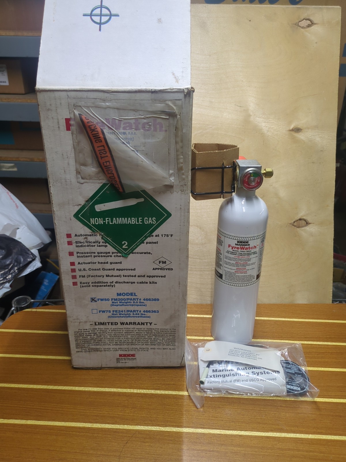 A3 Kidde Mariner Fyre Watch Automatic Fire Extinguisher FW50 FM200 466389