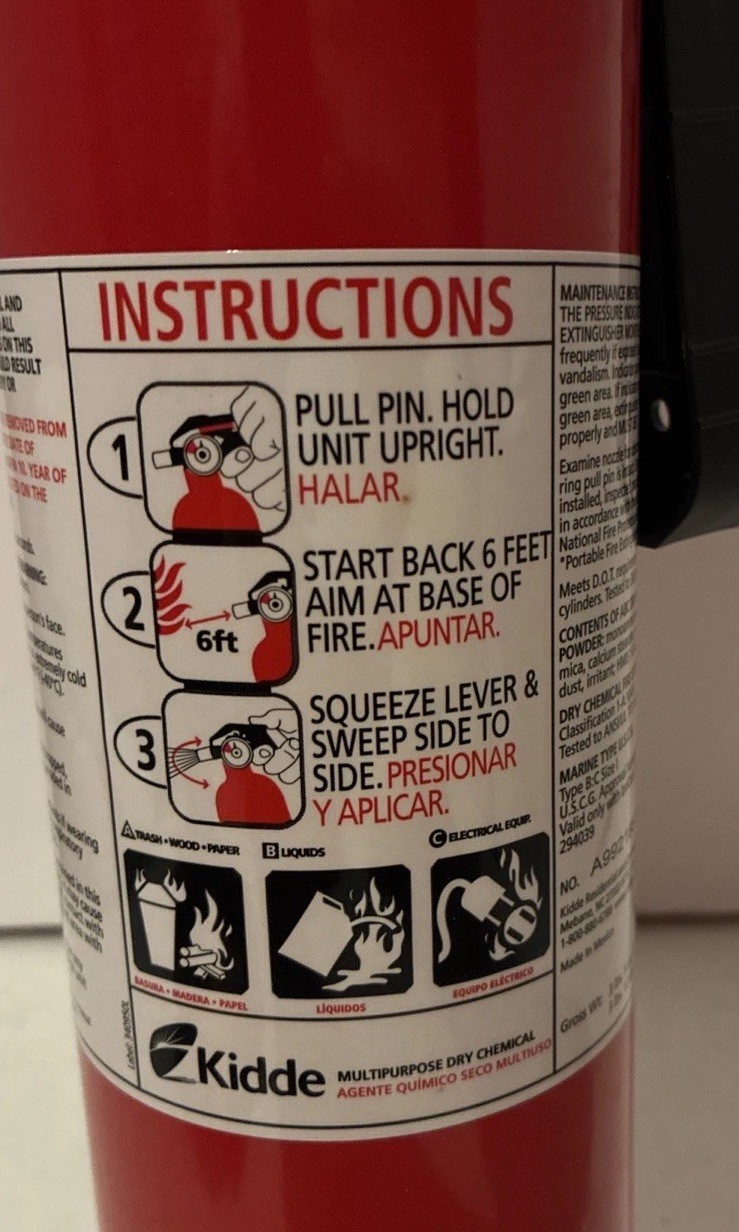 Kidde Fire Extinguisher 1-A:10-B:C, Dry Chemical Extinguisher *NEW* 2015