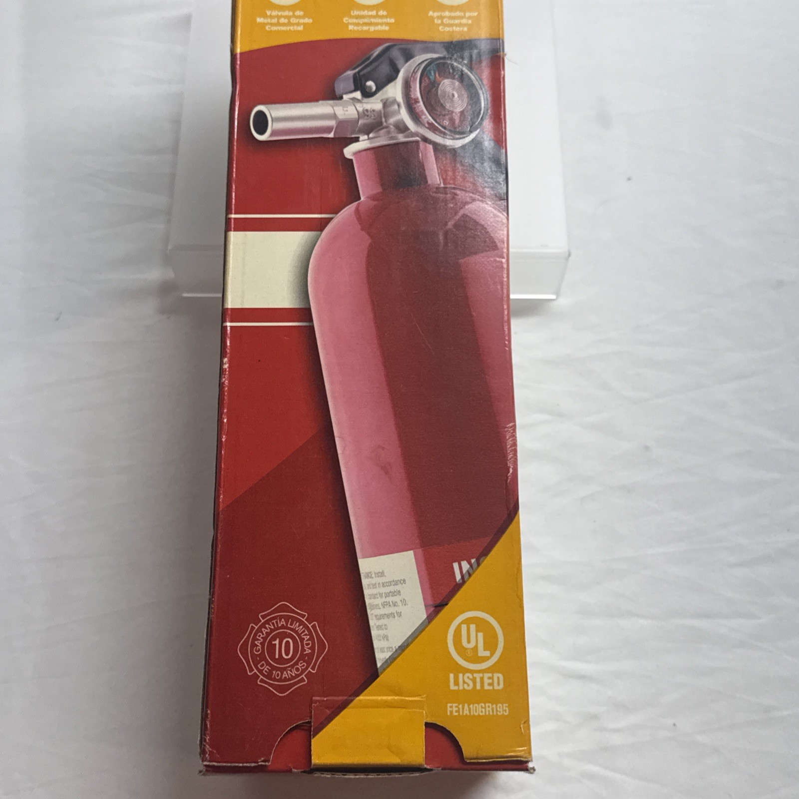 First Alert Home1 1-A:10-B:C Rechargeable Home Fire Extinguisher 2.5lbs NEW
