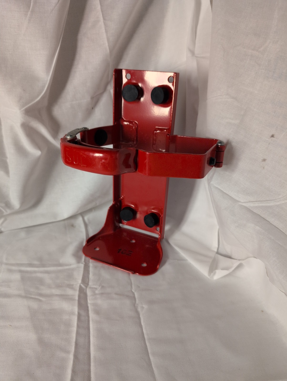 Ansul Sentry Fire Extinguisher Bracket – 14228 – Red – Fits Model 10 – NEW