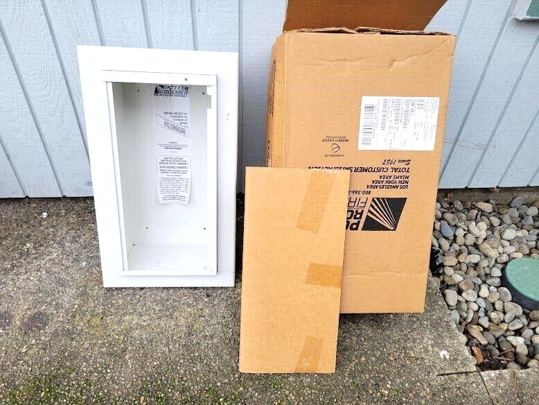 Kidde 468044 Potter Roemer Semi-Recessed 5-Pound Fire Extinguisher Cabinet
