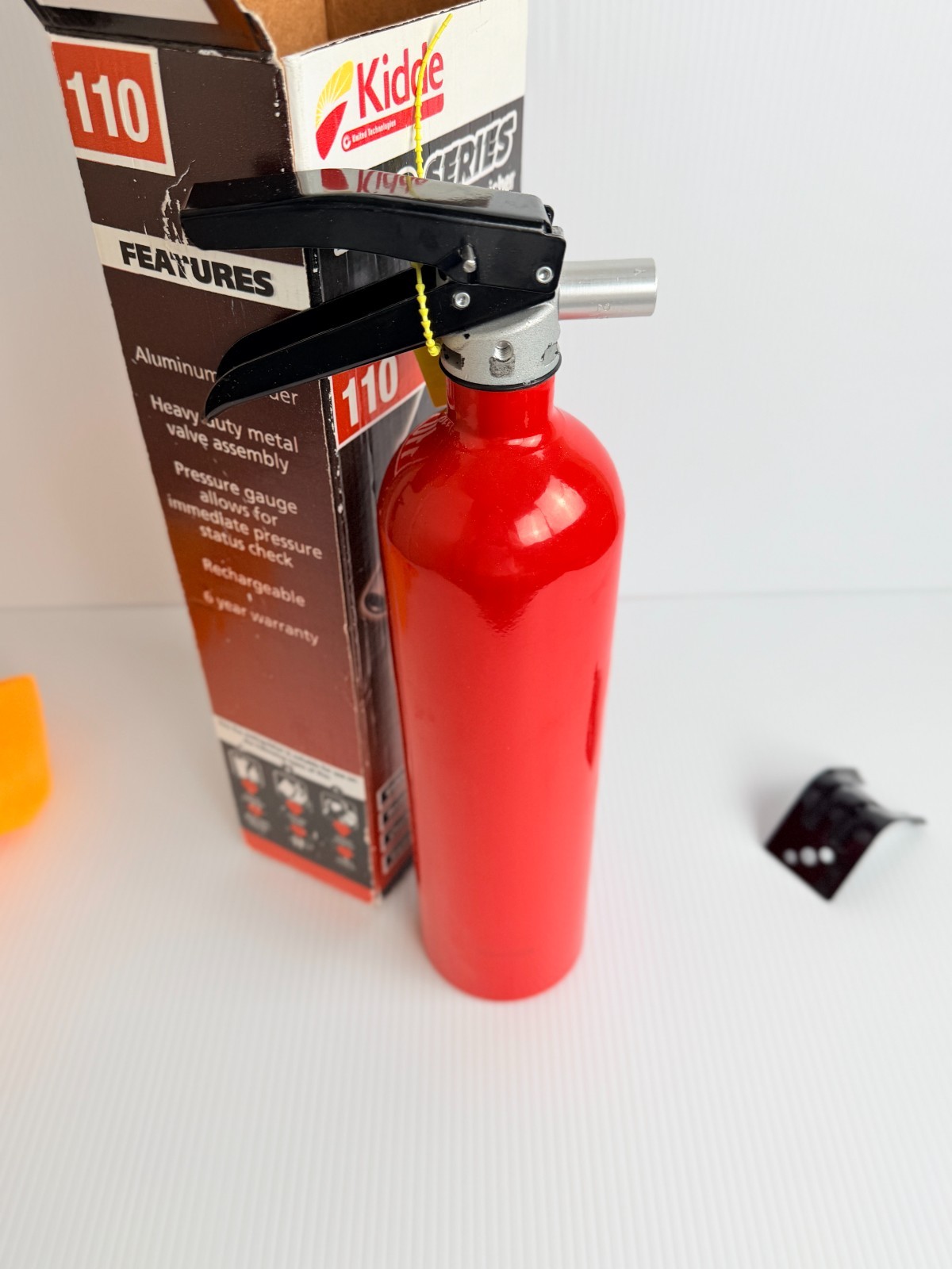 Kidde PRO110 Multipurpose Fire Extinguisher Model PRO110