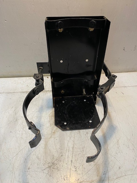 Fire Extinguisher Vehicle Bracket 810 | 13-1/4″ Tall 9-1/2″ Wide 9″ Deep