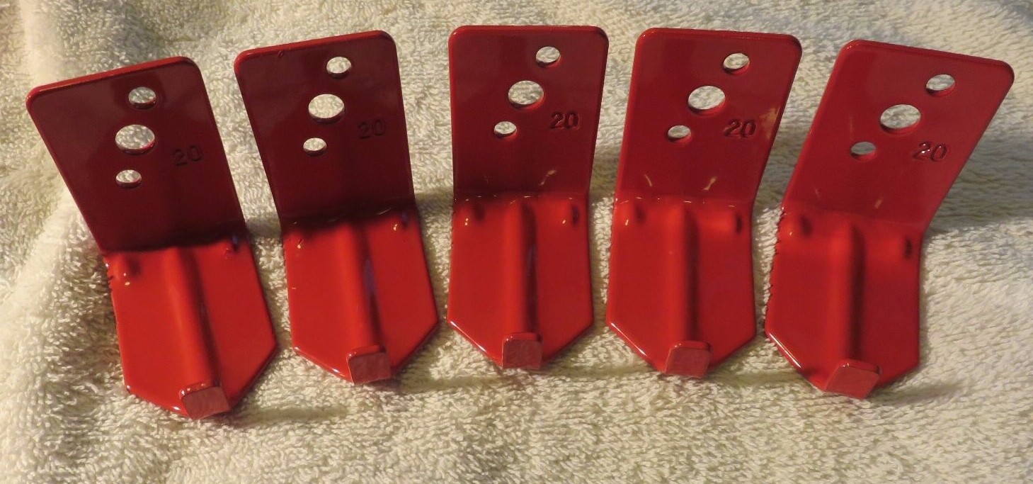 ✅🔥🧯5 LOT HOOK STYLE WALL MOUNT 15/20# SIZE FIRE EXTINGUISHER BRACKET UNIVERSAL