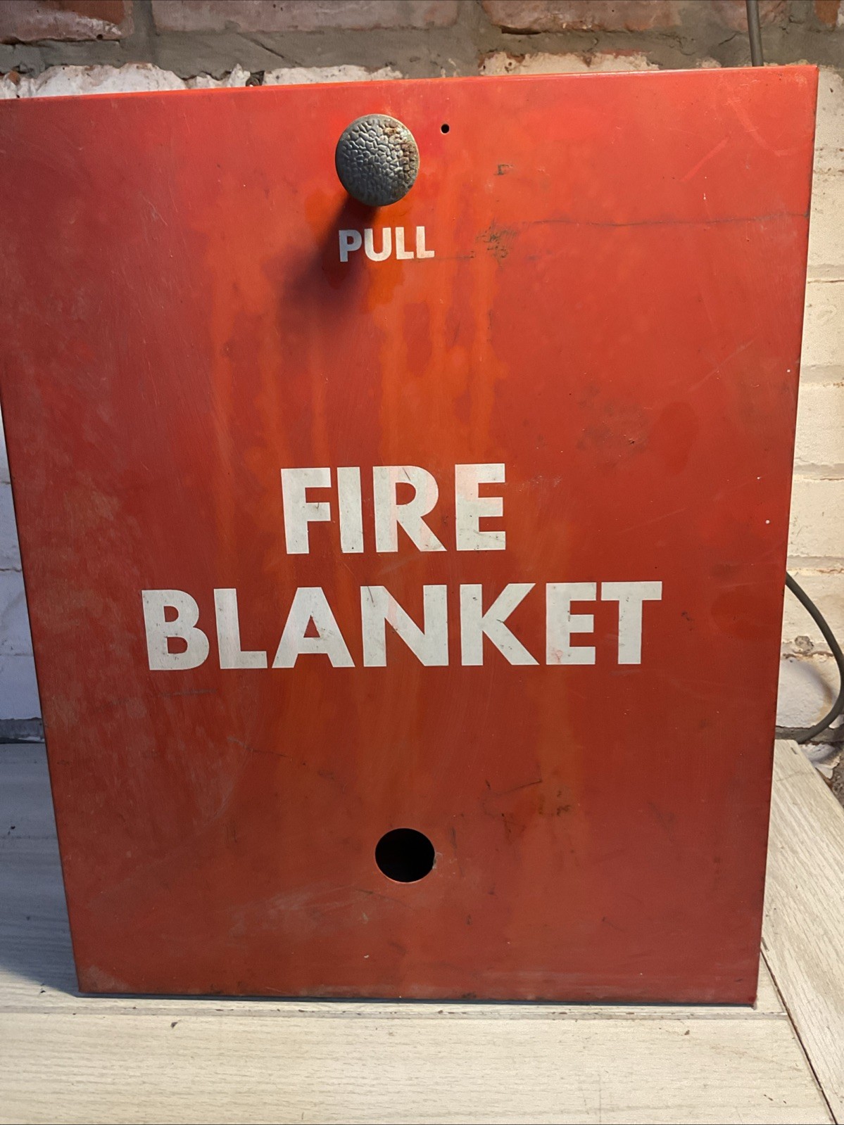 Ready Made Sign Co. 16×13”” Fire Blanket Metal Wall Sign Cabinet (no Blanket)