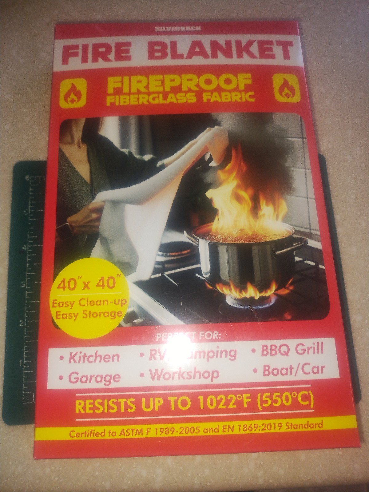 Silverback 40″ X 40″ Fireproof Fiberglass Fire Blanket