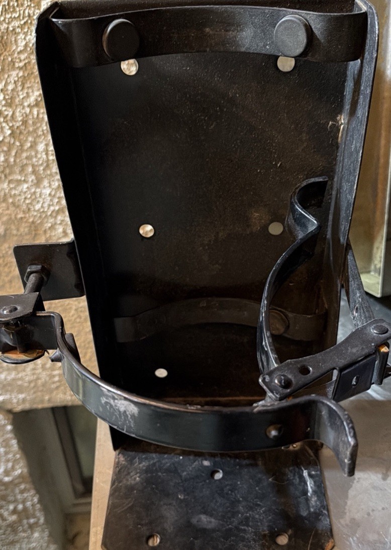 Heavy Duty 10LB Fire Extinguisher Mount Bracket Steel Quick Releases